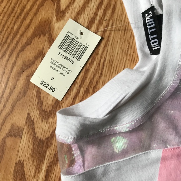 NWT funky top - Picture 5 of 5